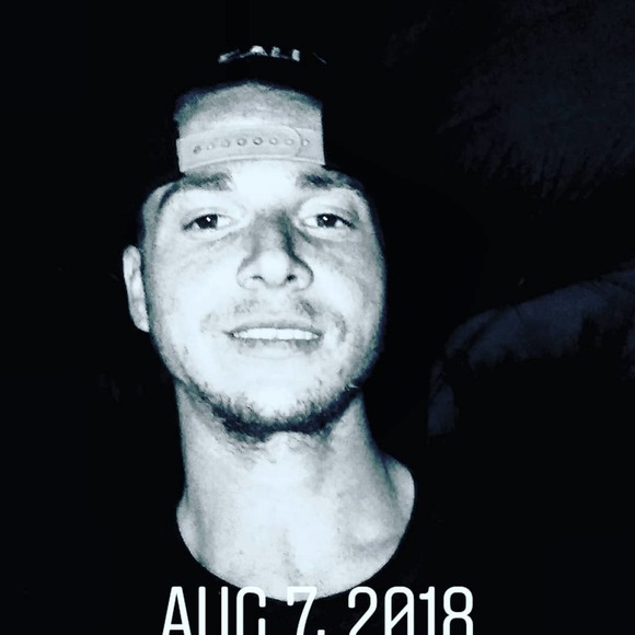 Meet your Posher, Raymond - Picture 1 of 1